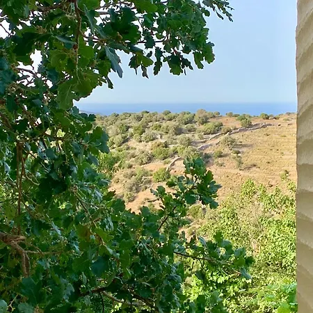 παραδοσιακός πέτρινος σε φάρμα * Fallika