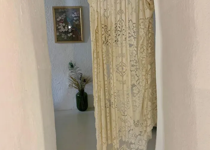 Παραδοσιακός Πέτρινος Ξενώνας Σε Φάρμα Fallika